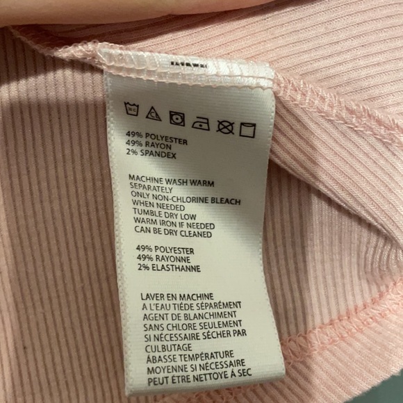 Sleeveless mock neck shirt - Picture 3 of 3